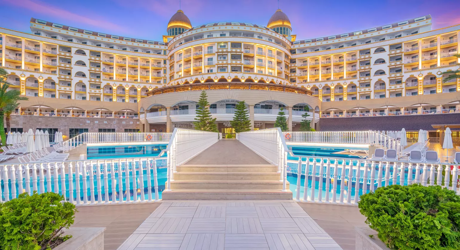 Antalya’nın Benim İçin Önemi ve Tatil.com